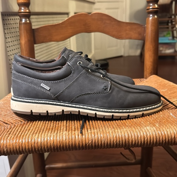 Merrell’s Performance Shoe - Picture 3 of 7